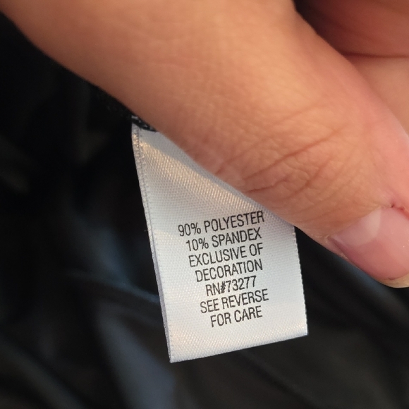 a:glow Black Velvet Garment - Picture 5 of 6